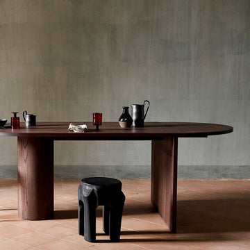 Pylo dining table - Oak - Dark brown