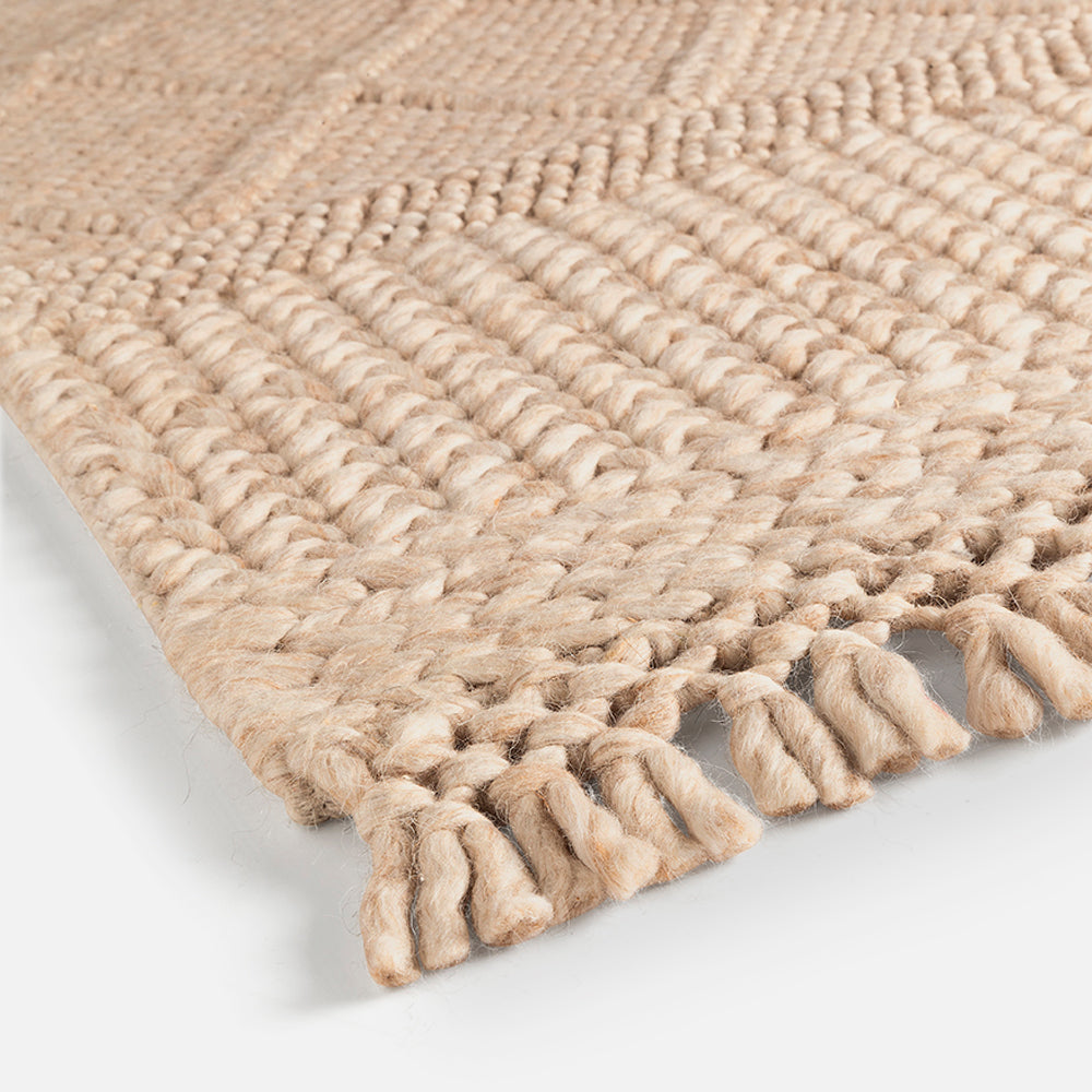 Kumaon Handmade Rugs Kuma rug | wool rug in beige | beautiful eyecather | Shop only here!